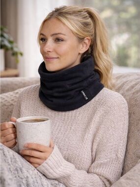 Black Neck Warmer‎